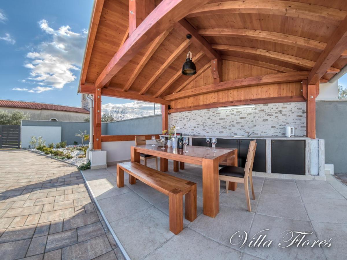 Villa Flores Kavran Bagian luar foto